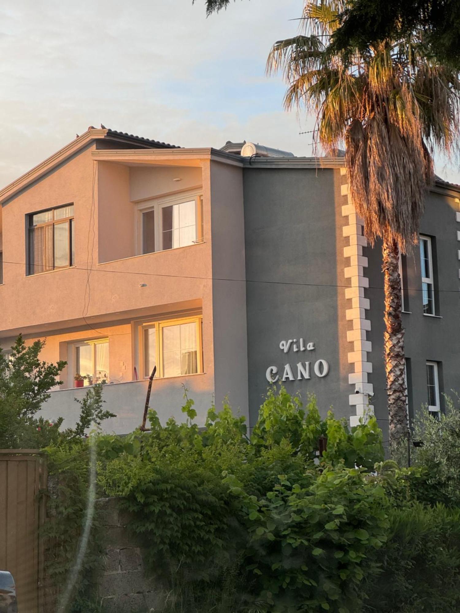 Vila Cano Hotel Durrës Eksteriør billede
